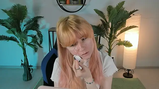 LexiWenford online show from March 2025 02:42:02 AM