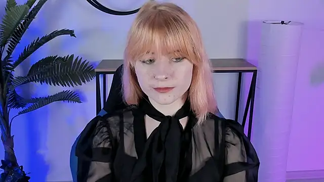 LexiWenford online show from March 2025 09:16:01 AM