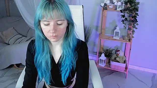 LexiWenford online show from October 2025 02:42:02 AM