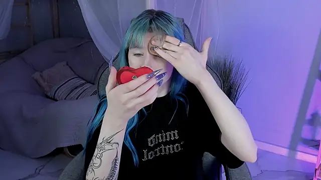 LexiWenford online show from October 2025 02:44:01 AM