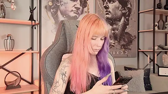 Snapshot of LexiWenford chatting on July 2026 03:39:02 AM LexiWenford online show from July 2026 03:39:02 AM