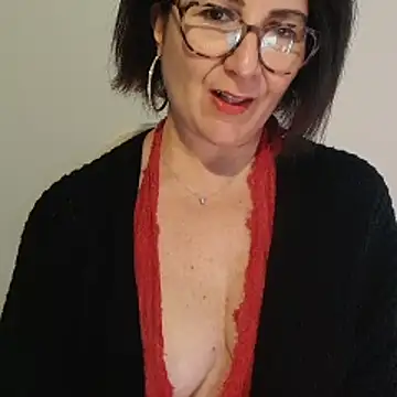 Viola8p online show from November 2025 02:06:01 PM