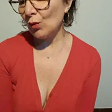 Viola8p online show from November 2025 03:44:01 PM