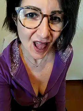 Viola8p online show from September 2025 09:48:02 AM
