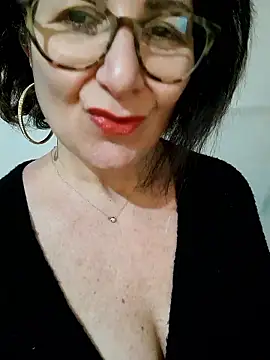 Viola8p online show from January 2026 04:00:02 PM