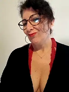 Viola8p online show from December 2025 10:50:02 AM