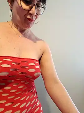 Viola8p online show from April 2026 10:33:01 AM