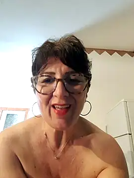 Viola8p online show from April 2026 10:40:01 AM