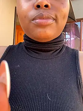 DiamondGoddes online show from October 2025 02:38:01 PM