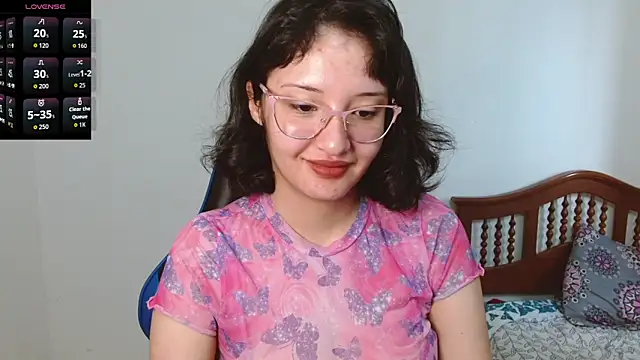 alexaa08 online show from November 2025 01:15:01 PM