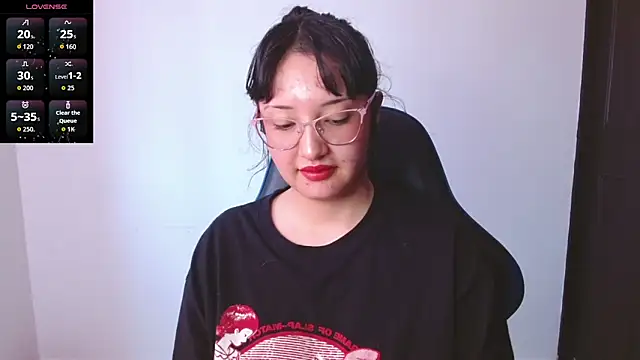 alexaa08 online show from February 2026 01:35:02 PM