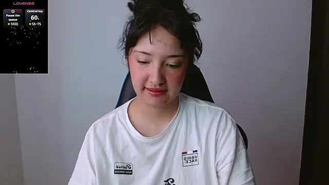 alexaa08 online show from April 2026 03:08:01 PM