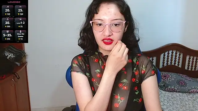 alexaa08 online show from November 2025 01:15:02 PM