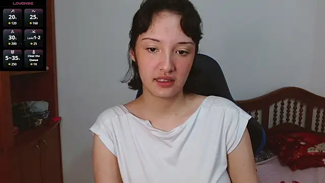 alexaa08 online show from September 2025 04:14:02 PM