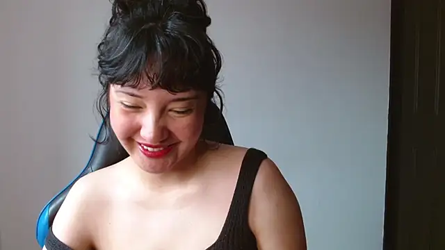 alexaa08 online show from March 2026 01:47:01 PM