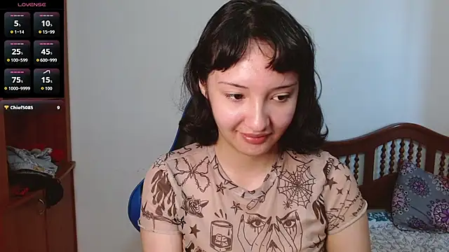 alexaa08 online show from November 2025 12:53:01 PM