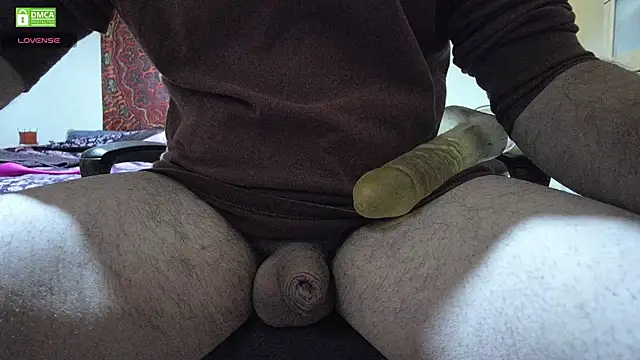 Papi Loveclits online show from May 2026 04:16:01 PM