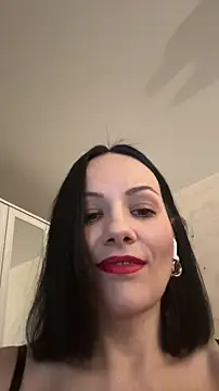 Devil Goddess online show from November 2025 12:31:01 PM