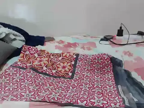 Petite doll20 online show from October 2025 05:53:01 AM