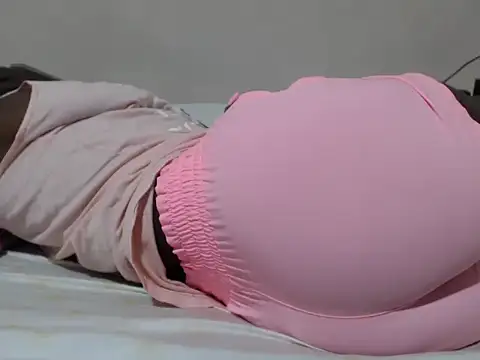 Petite doll20 online show from October 2025 05:48:02 PM
