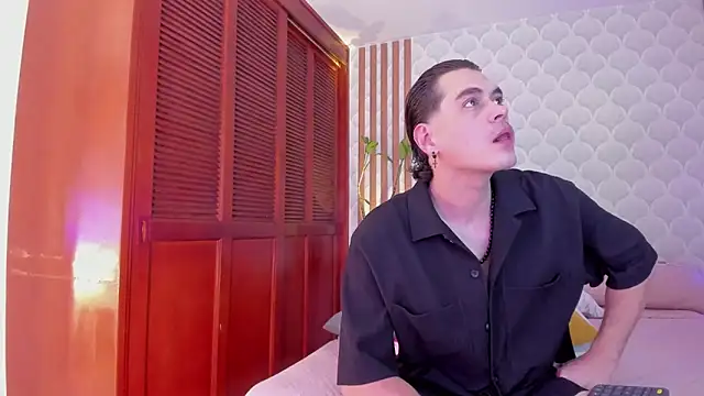 PamelaReall online show from September 2025 08:10:02 AM