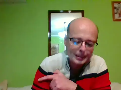 Snapshot of Tiger202441 chatting on November 2025 09:29:02 PM Tiger202441 online show from November 2025 09:29:02 PM