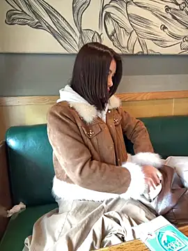 Asia-Melody online show from December 2025 05:00:02 AM