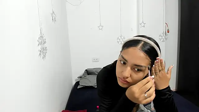 monse 02 online show from April 2026 12:34:01 PM