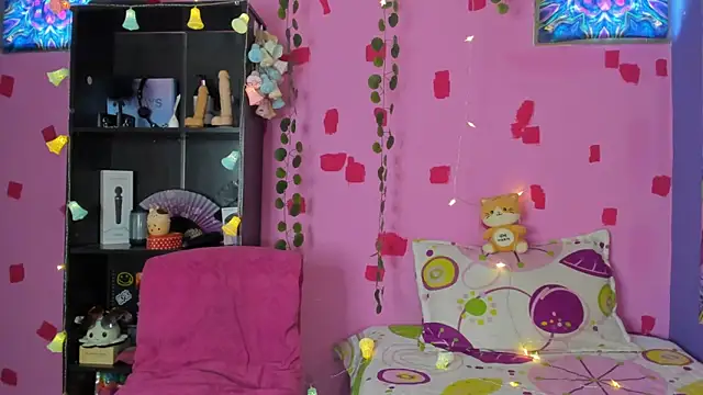 Snapshot of kittyzenn chatting on February 2025 02:54:01 PM kittyzenn online show from February 2025 02:54:01 PM
