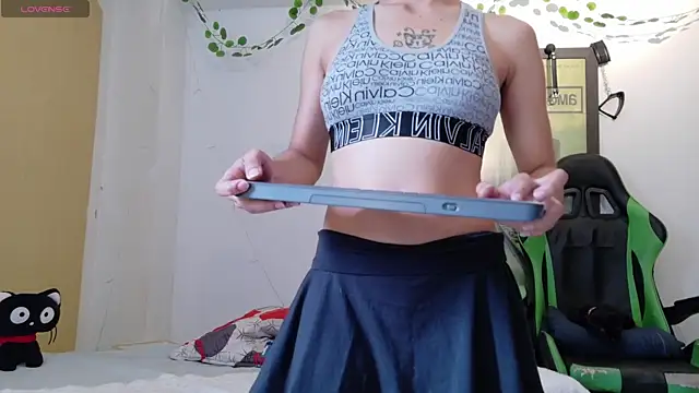 Snapshot of kittyzenn chatting on May 2026 04:45:01 PM kittyzenn online show from May 2026 04:45:01 PM