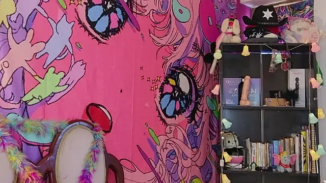 kittyzenn online show from December 2025 08:19:01 PM