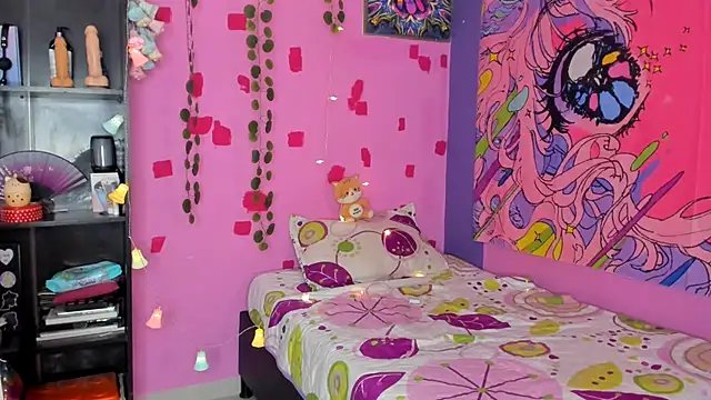 Snapshot of kittyzenn chatting on March 2025 07:12:02 AM kittyzenn online show from March 2025 07:12:02 AM