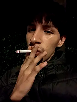 Snapshot of Dennis_2024 chatting on October 2025 11:15:01 PM Dennis 2024 online show from October 2025 11:15:01 PM