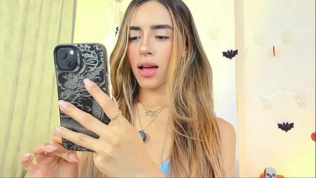 StormiRusso online show from October 2025 01:04:02 AM