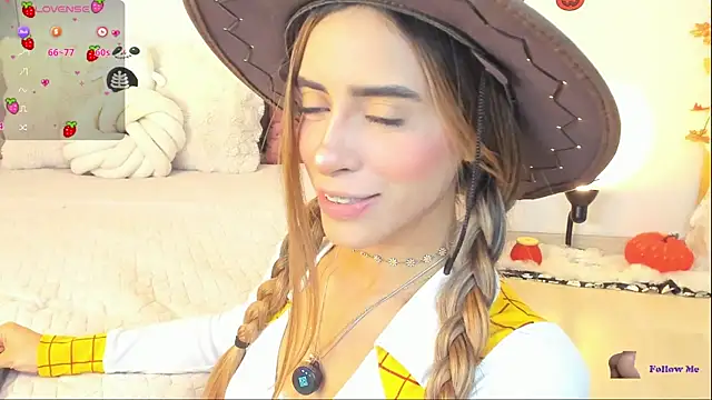 StormiRusso online show from October 2025 01:37:02 AM