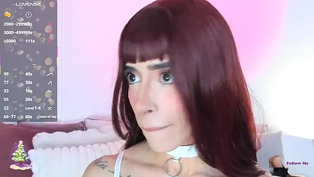 StormiRusso online show from December 2025 01:21:02 AM