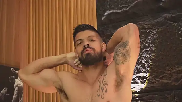 DannSaenz online show from October 2025 01:46:02 PM