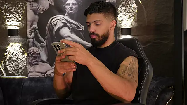 DannSaenz online show from February 2026 04:39:01 PM