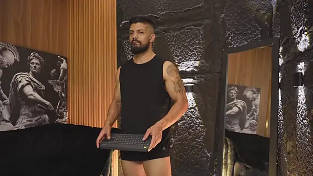 DannSaenz online show from October 2025 02:04:02 AM