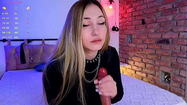 Kurama Katana online show from November 2025 10:48:02 AM