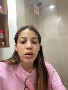 DanielaSaenz0 online show from November 2025 03:32:02 AM