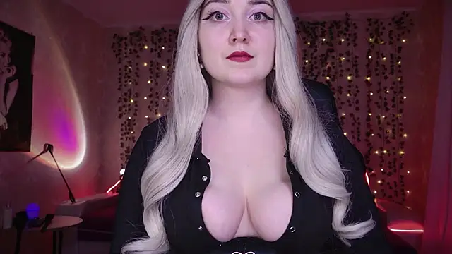 AllisonBlack  online show from February 2026 08:50:02 PM