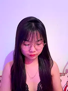 Snapshot of Maeve2k5 chatting on December 2025 12:55:01 AM Maeve2k5 online show from December 2025 12:55:01 AM