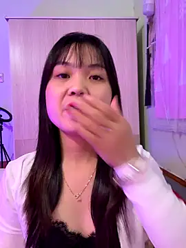 Snapshot of Maeve2k5 chatting on November 2025 10:30:02 AM Maeve2k5 online show from November 2025 10:30:02 AM