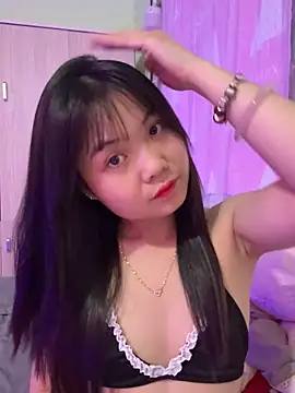 Snapshot of Maeve2k5 chatting on October 2025 11:00:02 AM Maeve2k5 online show from October 2025 11:00:02 AM