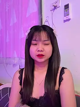 Snapshot of Maeve2k5 chatting on October 2025 11:00:02 PM Maeve2k5 online show from October 2025 11:00:02 PM