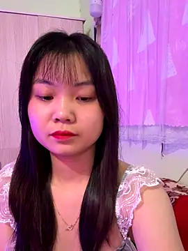 Snapshot of Maeve2k5 chatting on October 2025 09:19:02 AM Maeve2k5 online show from October 2025 09:19:02 AM