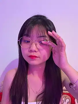 Snapshot of Maeve2k5 chatting on November 2025 02:36:02 AM Maeve2k5 online show from November 2025 02:36:02 AM