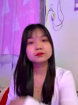 Snapshot of Maeve2k5 chatting on October 2025 01:04:02 AM Maeve2k5 online show from October 2025 01:04:02 AM