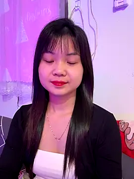 Snapshot of Maeve2k5 chatting on November 2025 11:09:01 PM Maeve2k5 online show from November 2025 11:09:01 PM